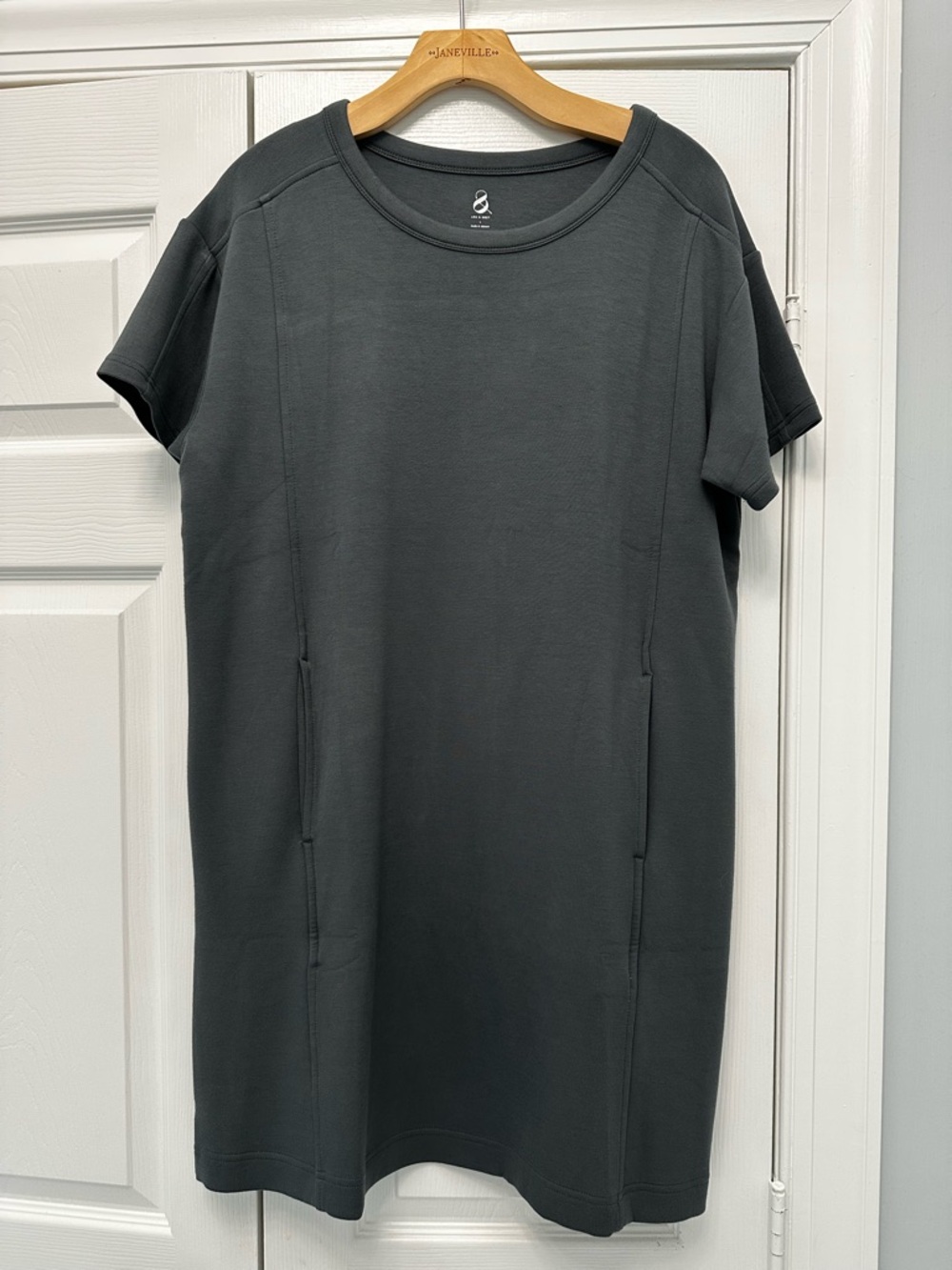 Comfy Dark Gray Short Sleeve Dress